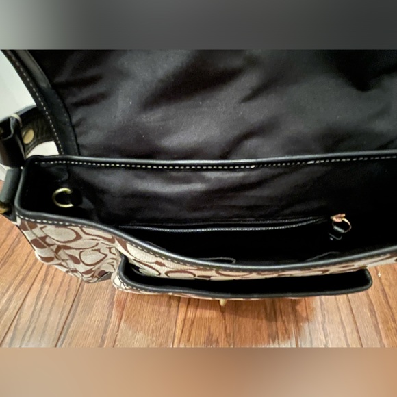 Coach shoulder bag - Picture 2 of 4